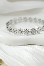 Brazalete de margaritas