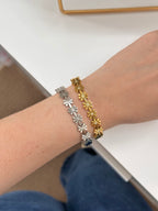 Brazalete de margaritas