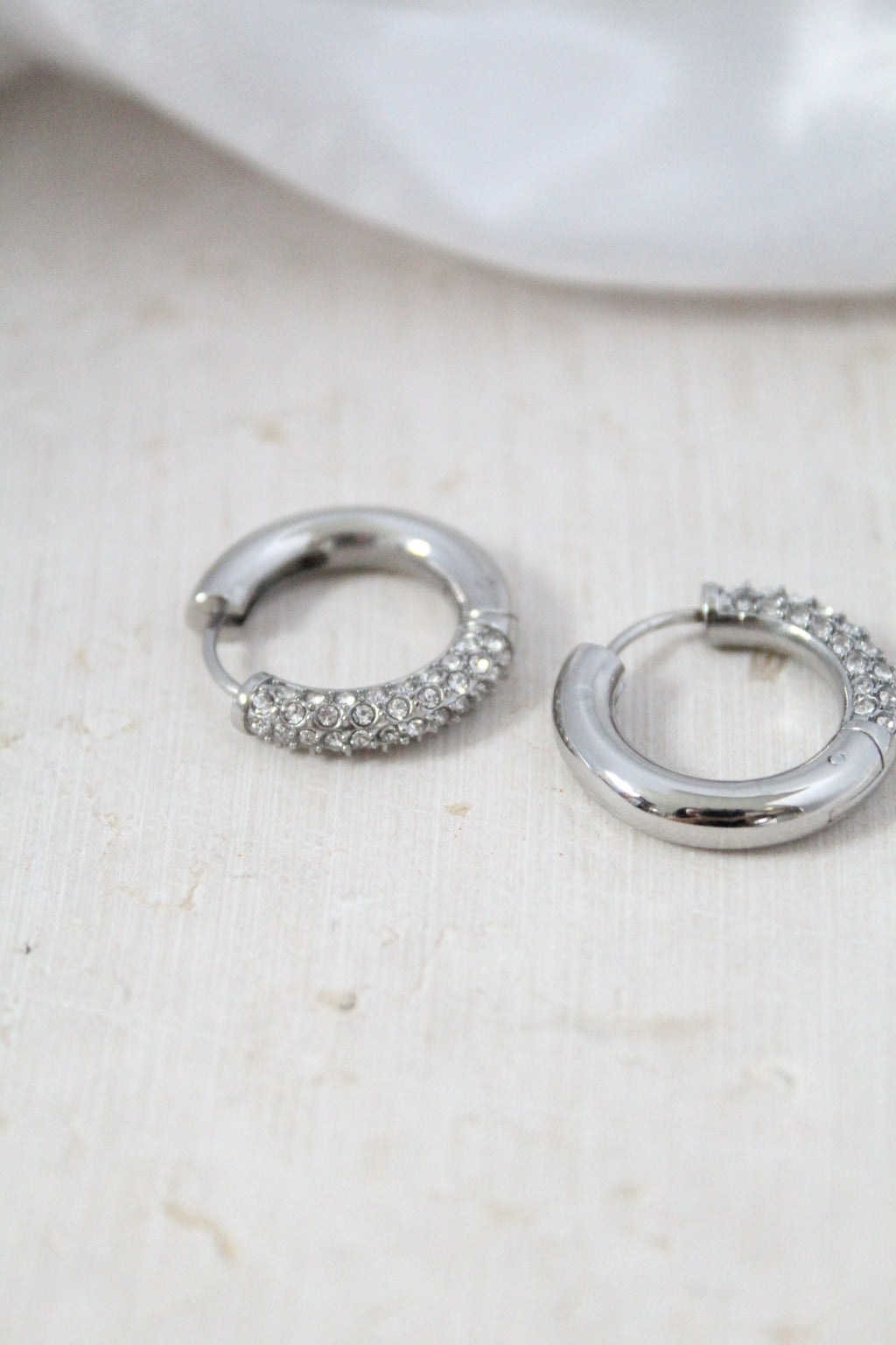 Tonia hoops