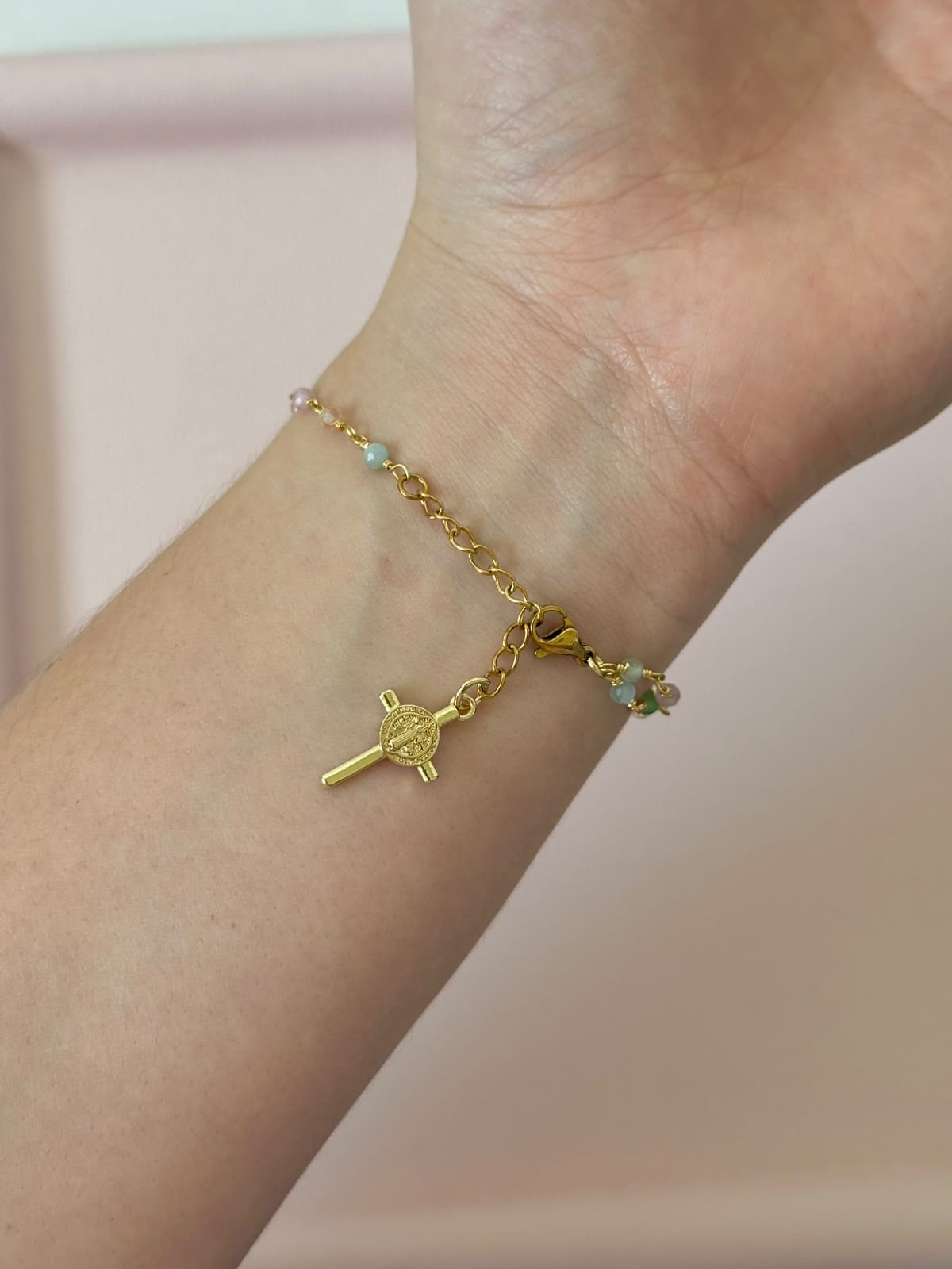 Pulsera rosario pastel
