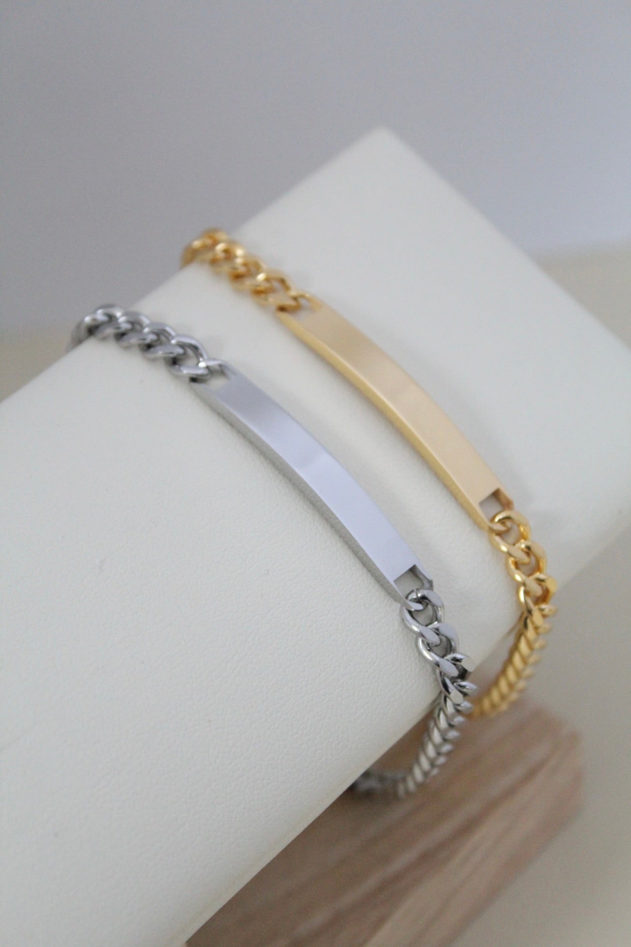 Esclava delgada para hombre