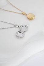 Mini relicario grabado