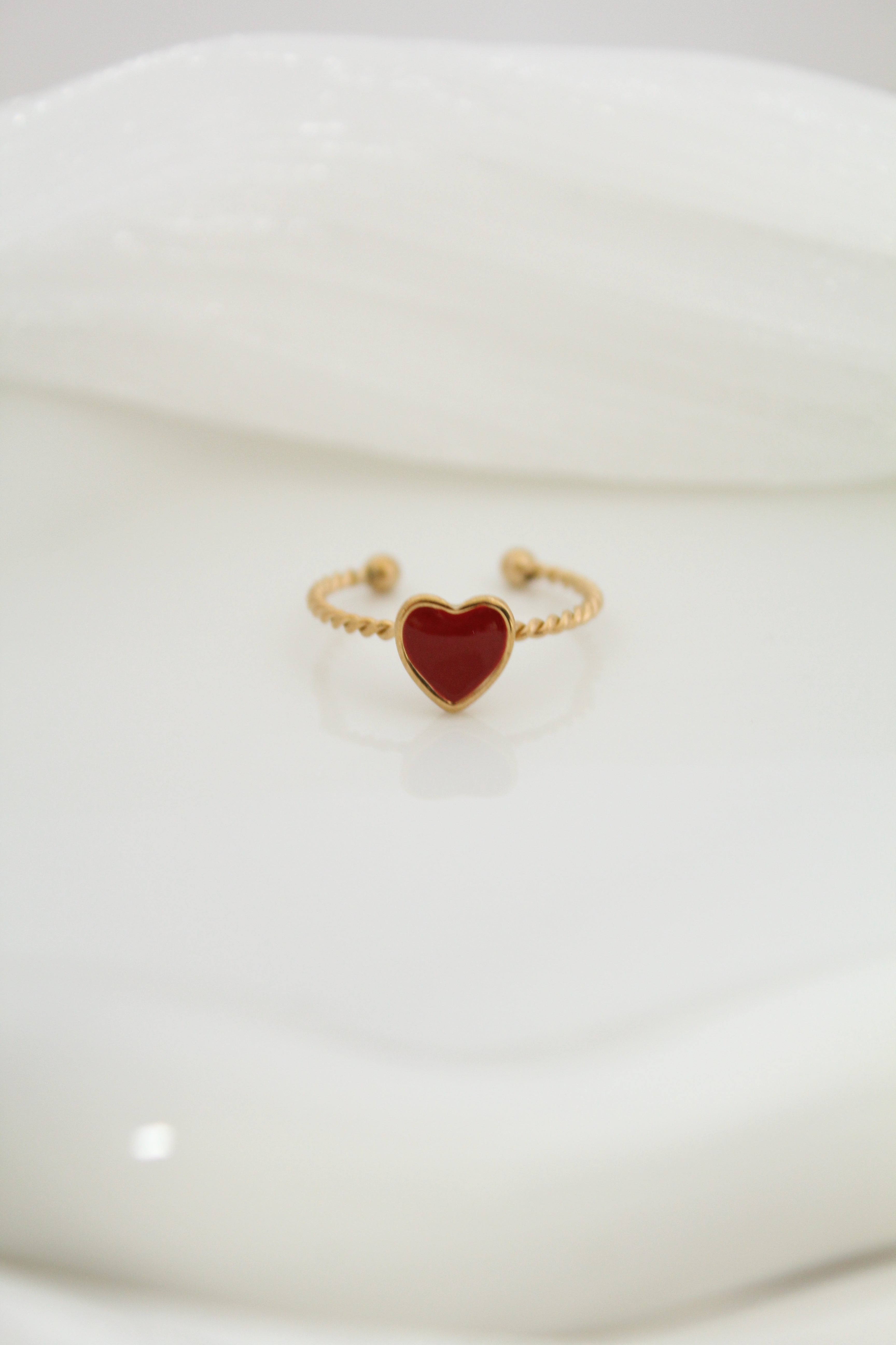 Amour ring