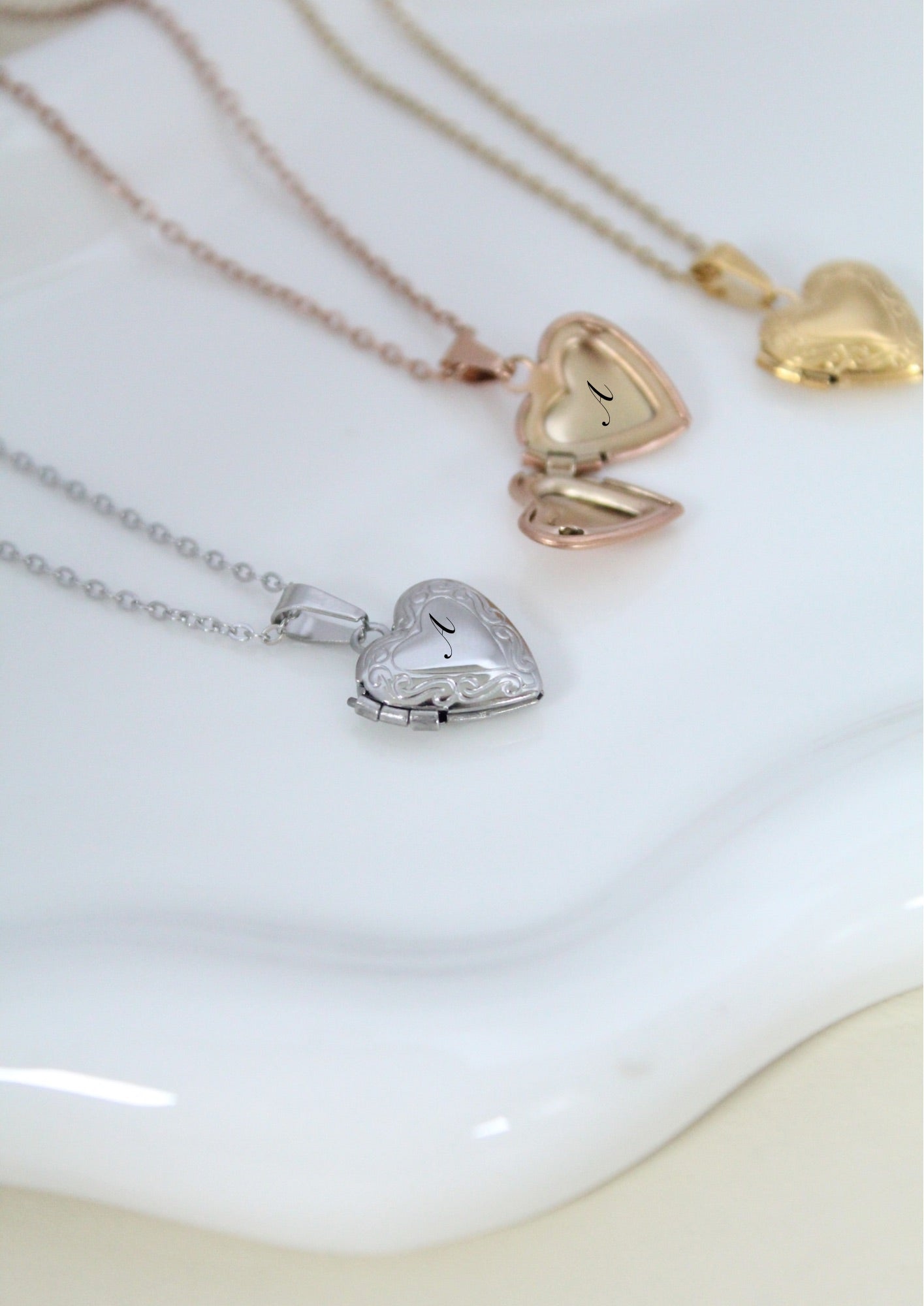 Relicario mini mini de corazón (grabado)