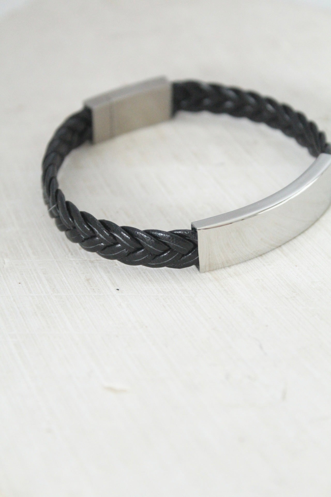 Pulsera de cuero trenzada