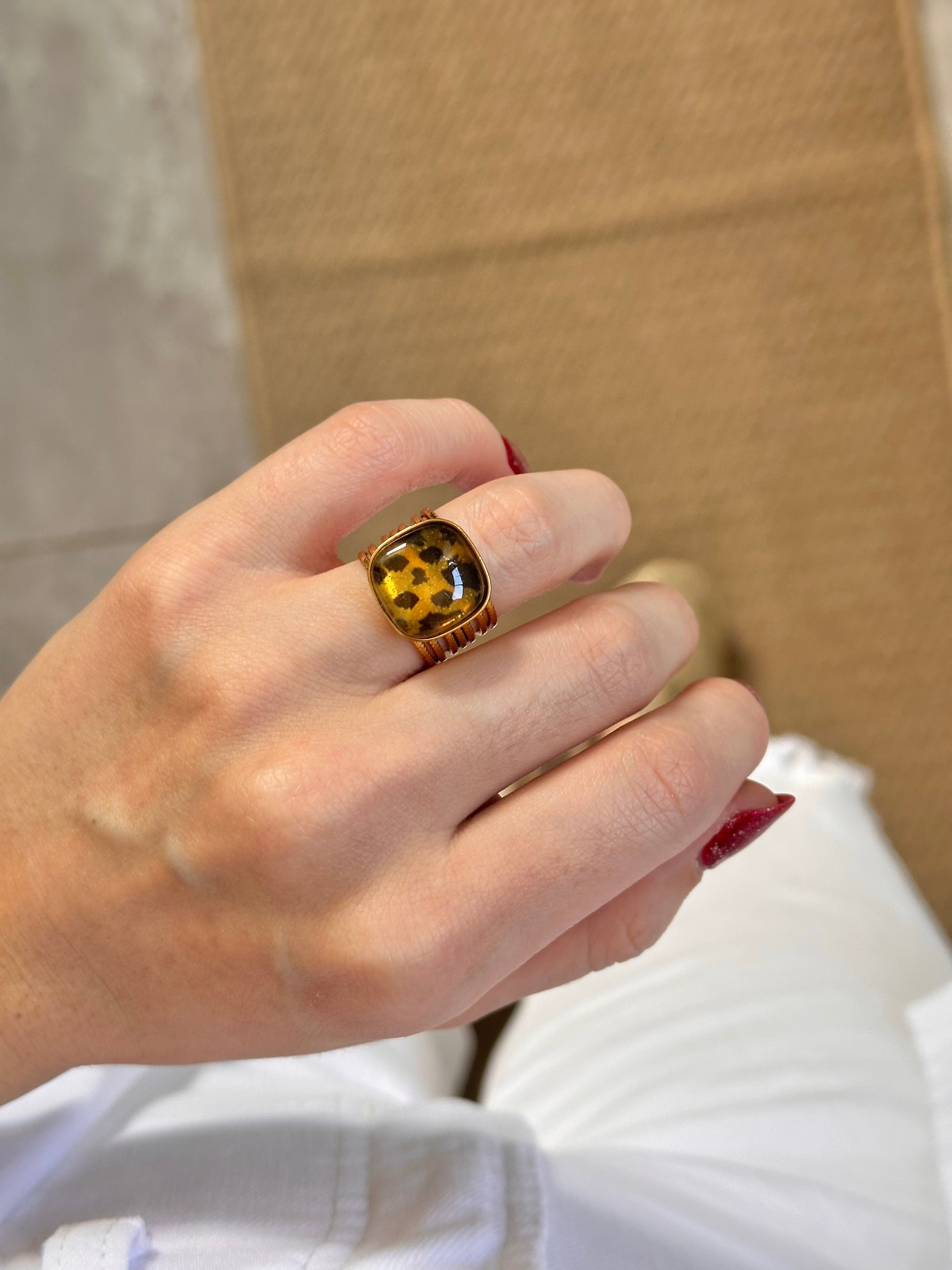Orielle ring