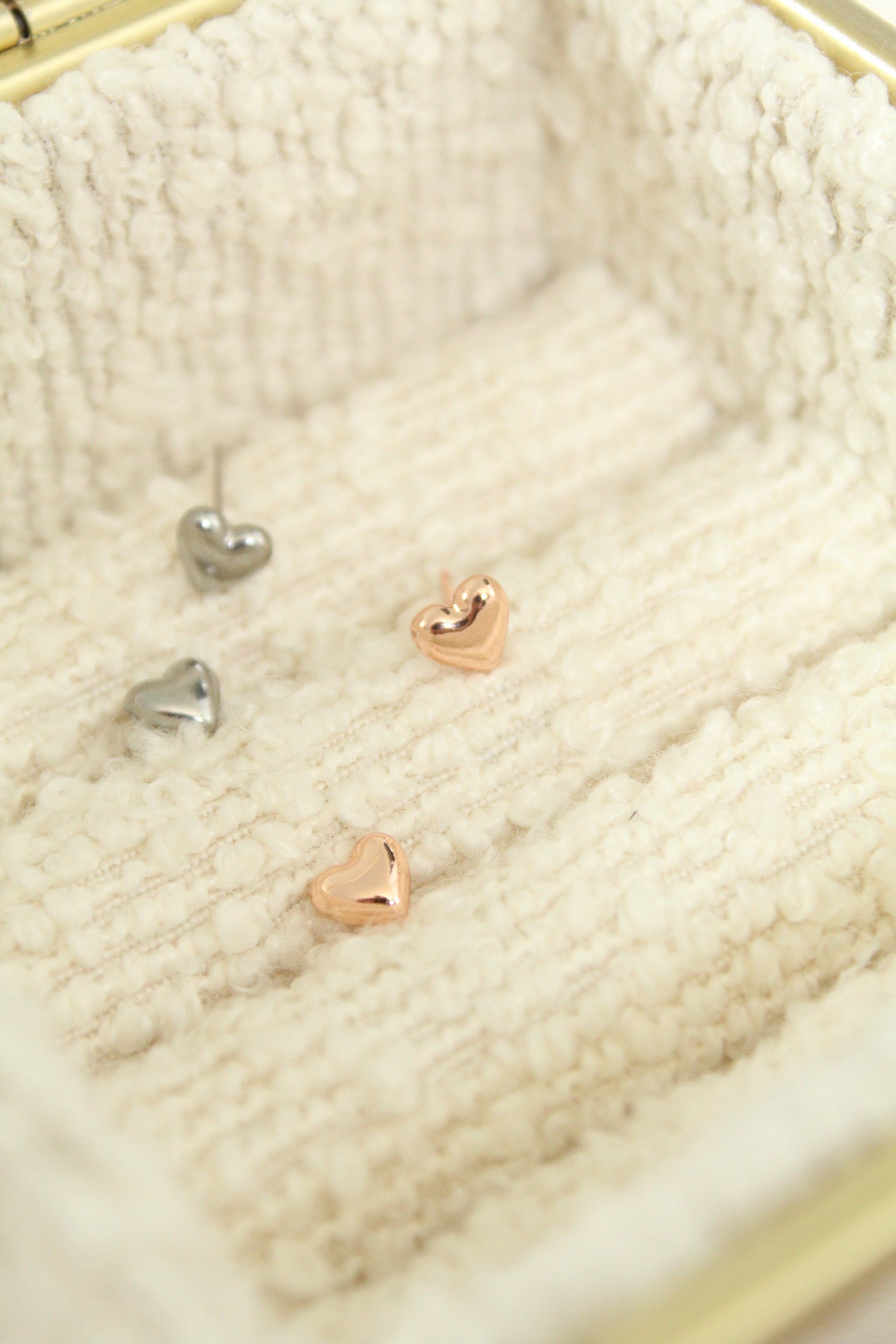 Aretes mini de Corazon