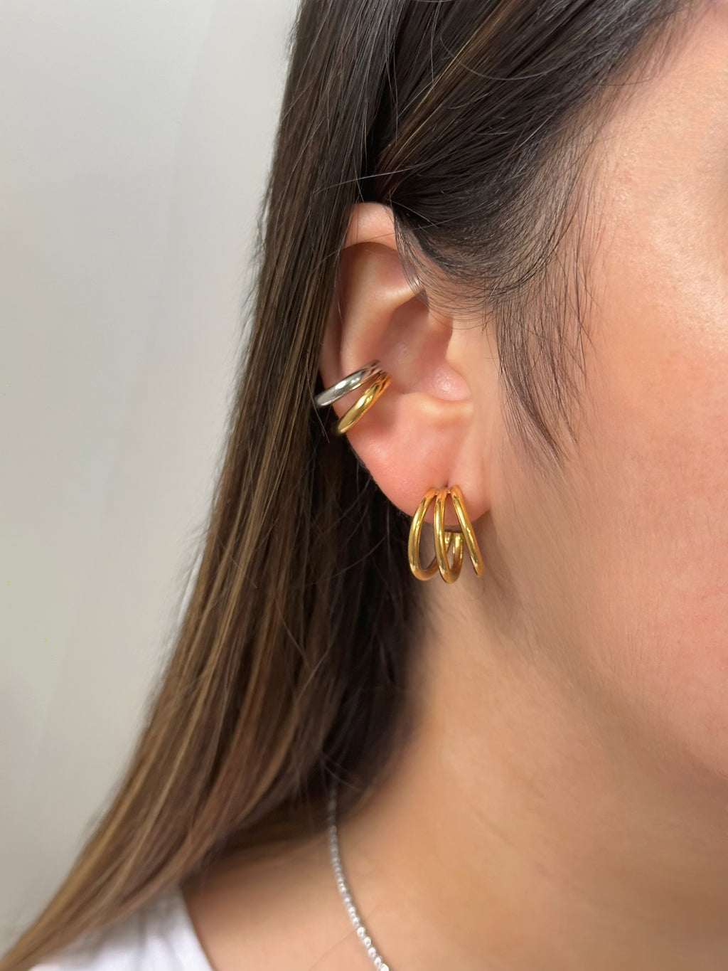 Oriana hoops
