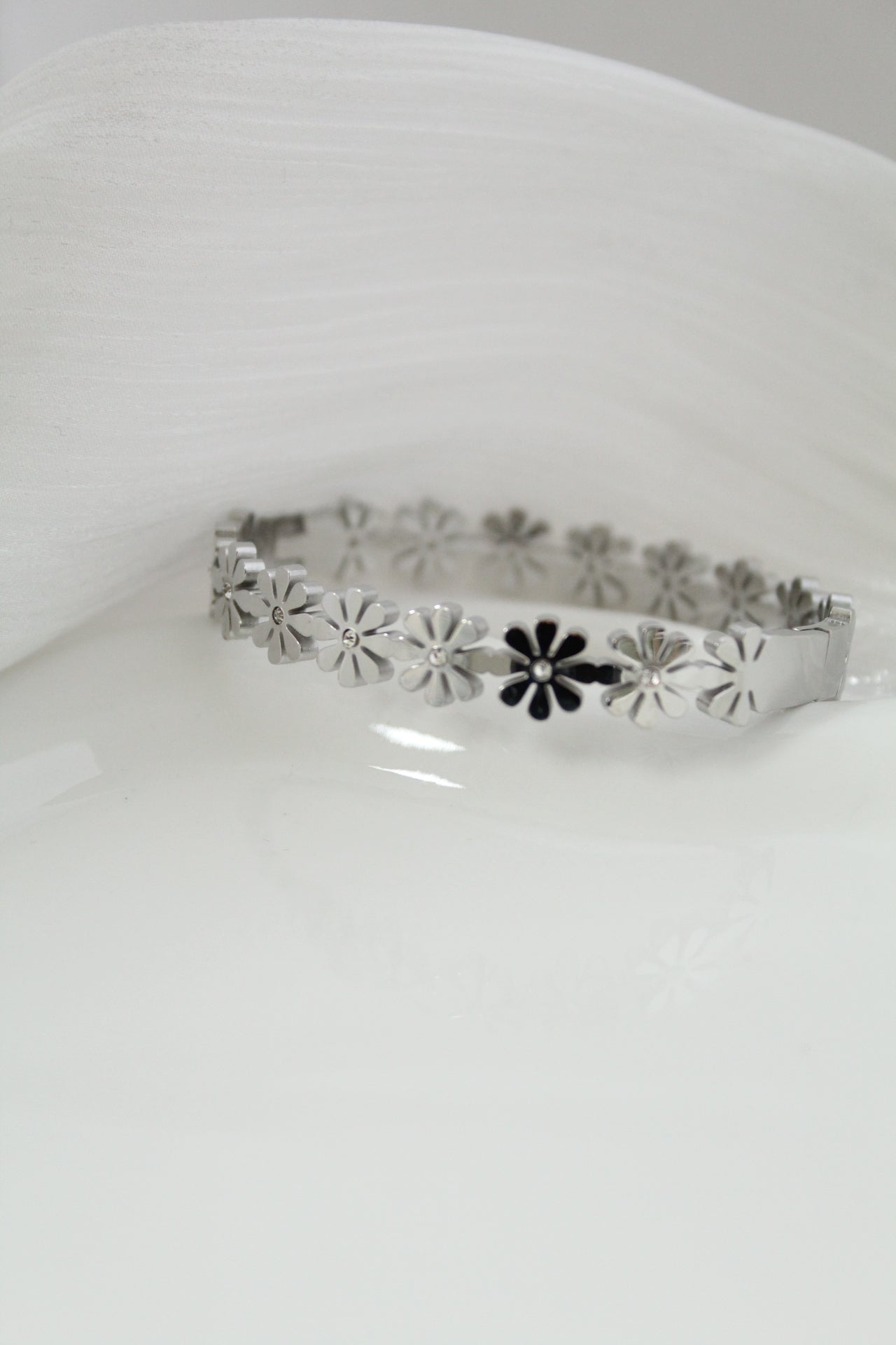 Brazalete de margaritas