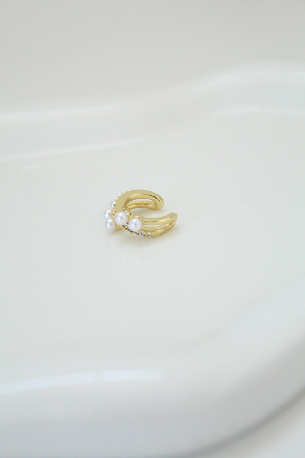 Earcuff de perlitas