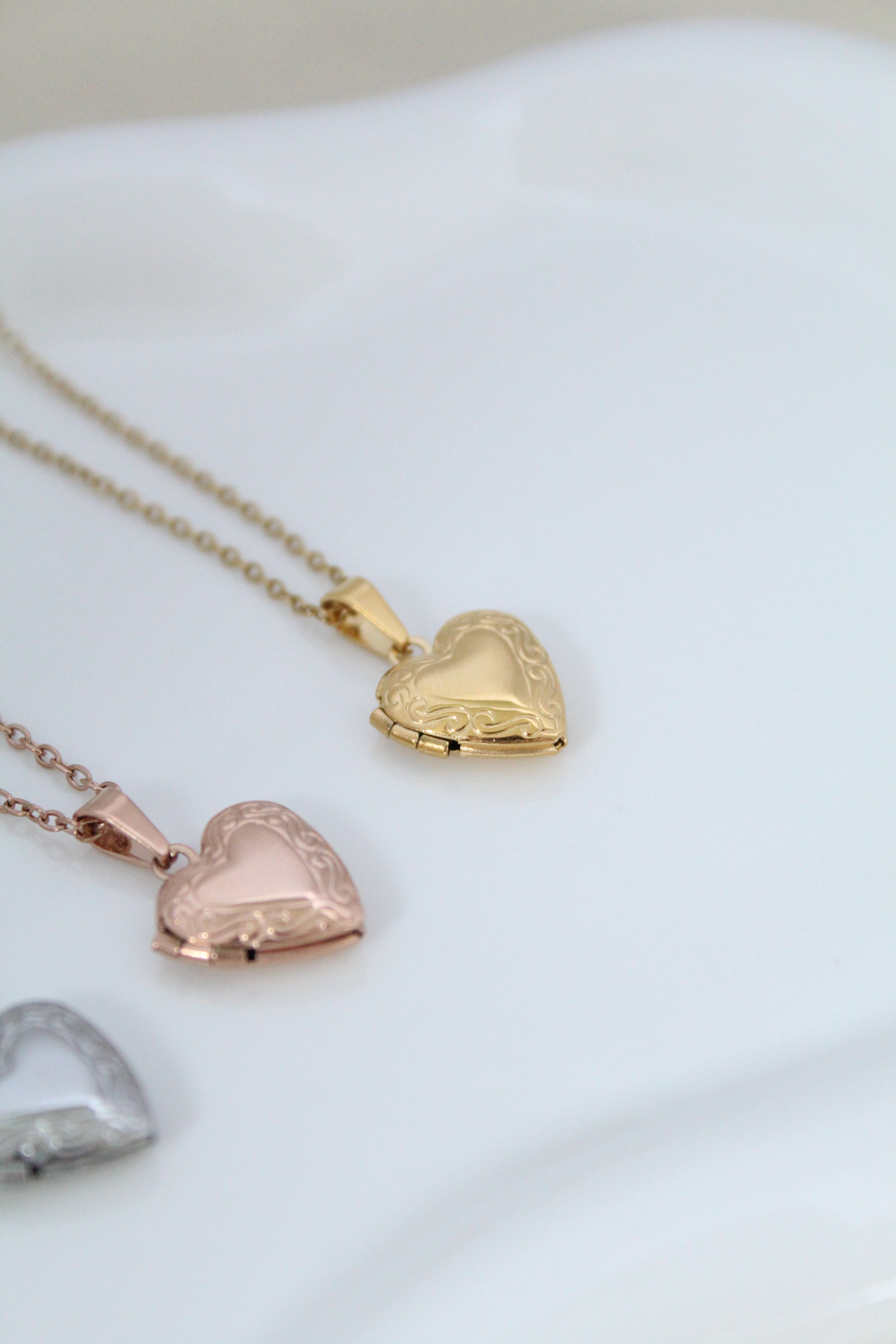 Relicario mini mini de corazón (grabado)