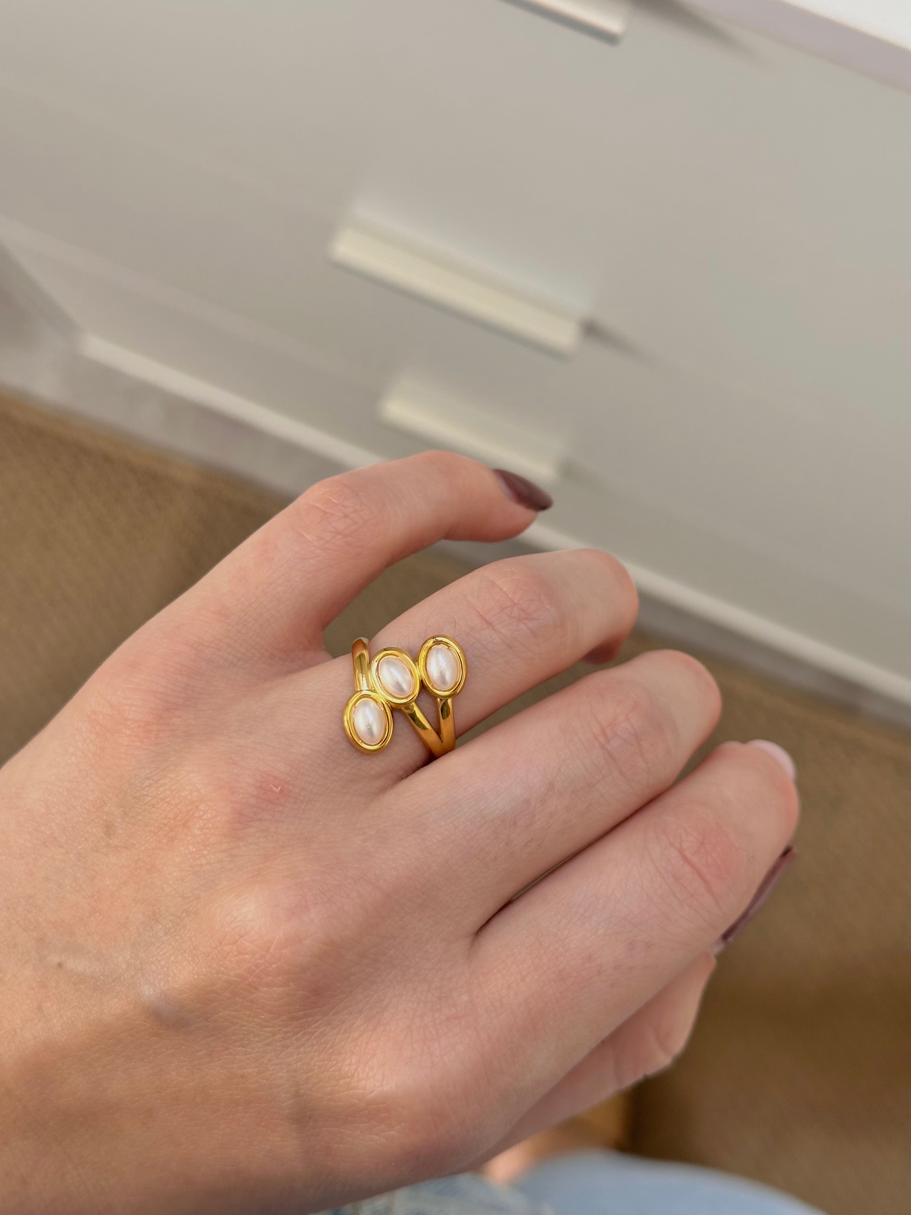 Elisa Ring