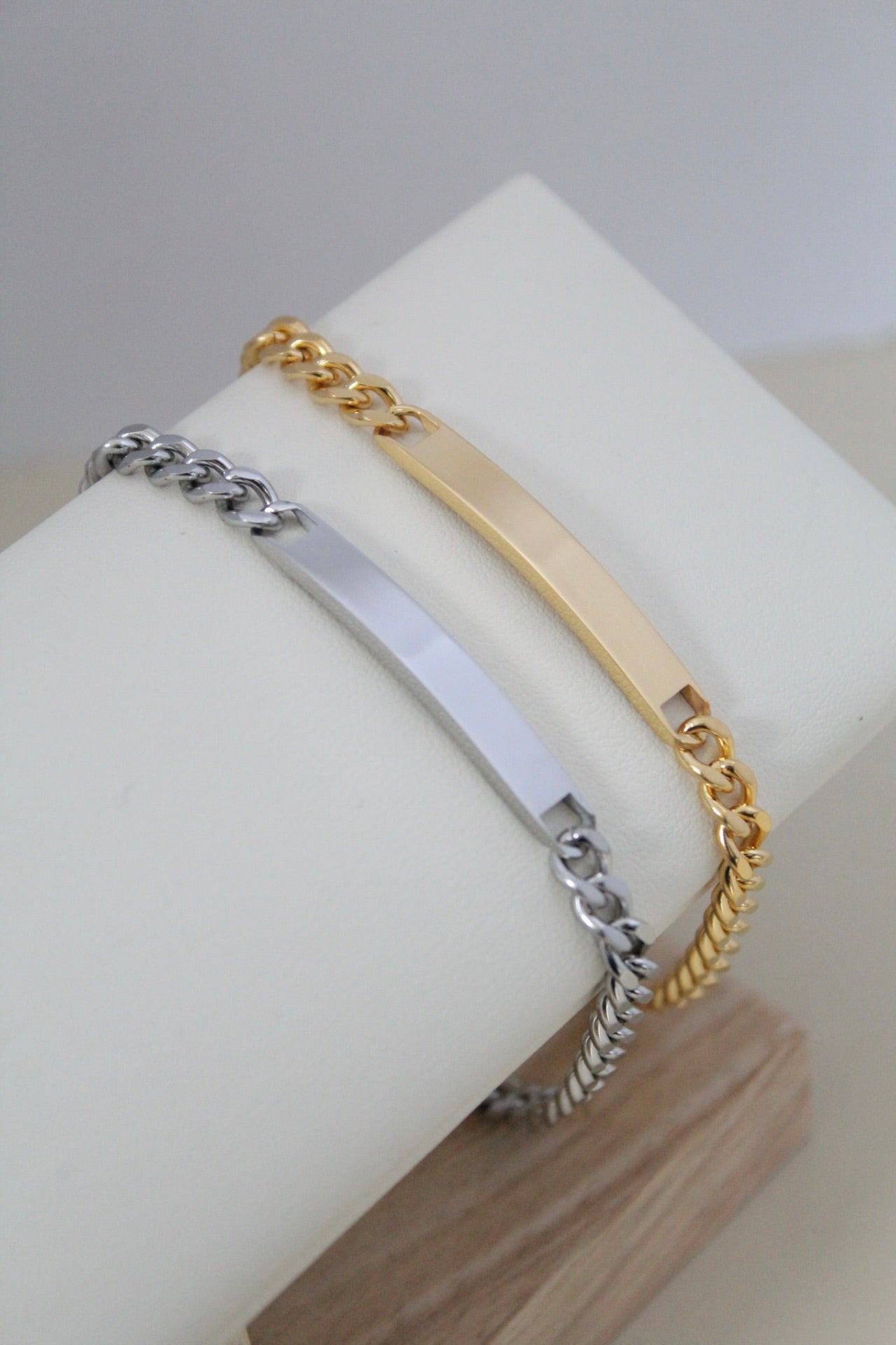 Esclava delgada para hombre