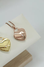 Collar de carta en forma de corazón