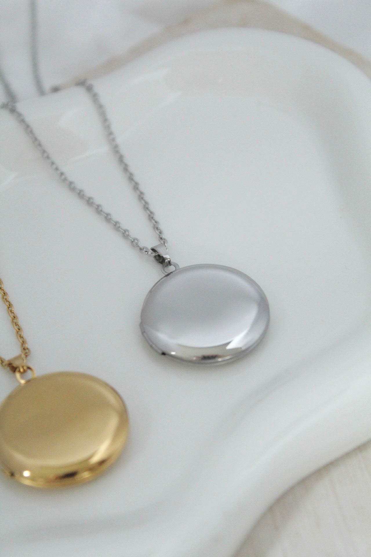 Relicario redondo de hombre