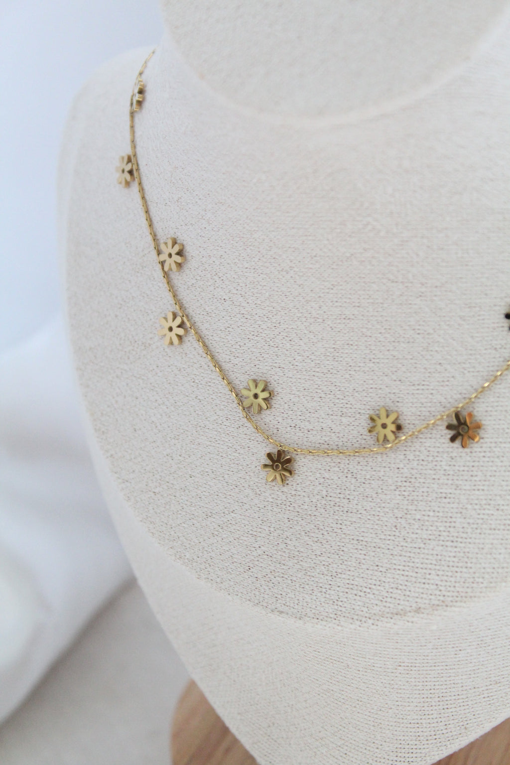 Sira necklace