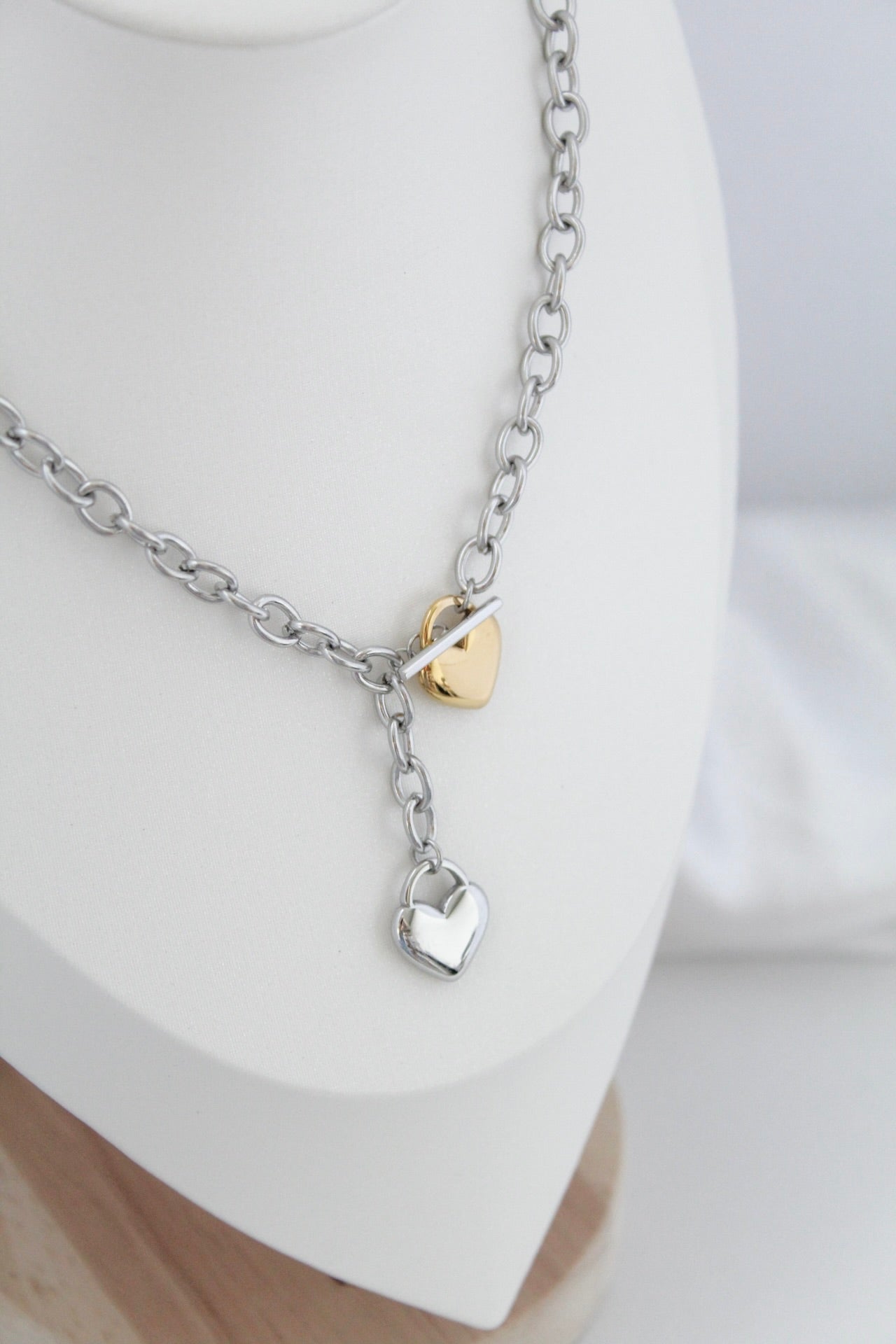 Collar dúo de corazones