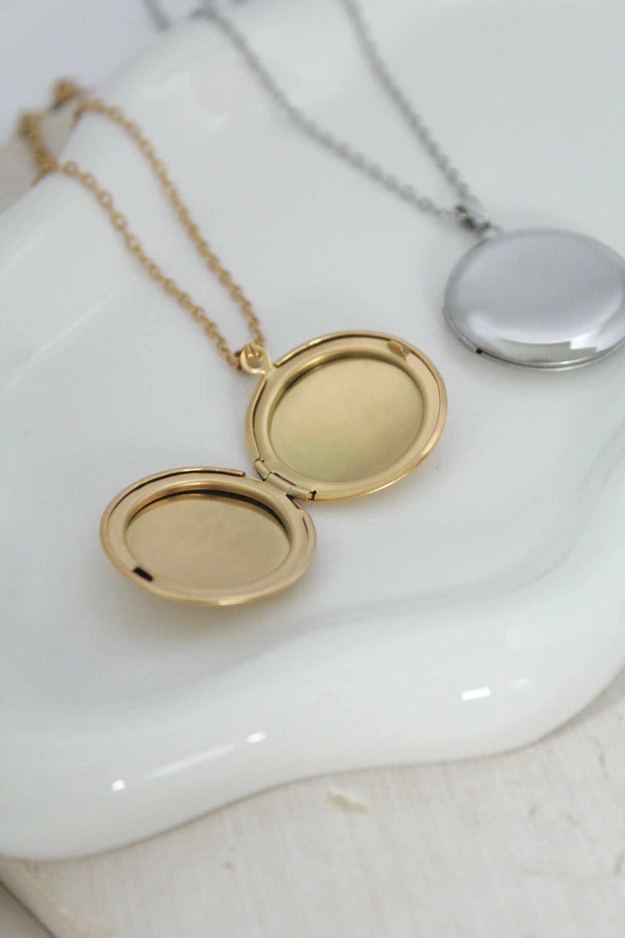 Relicario redondo de hombre