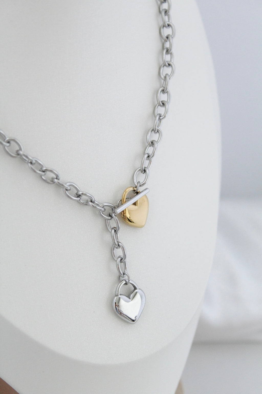 Collar dúo de corazones