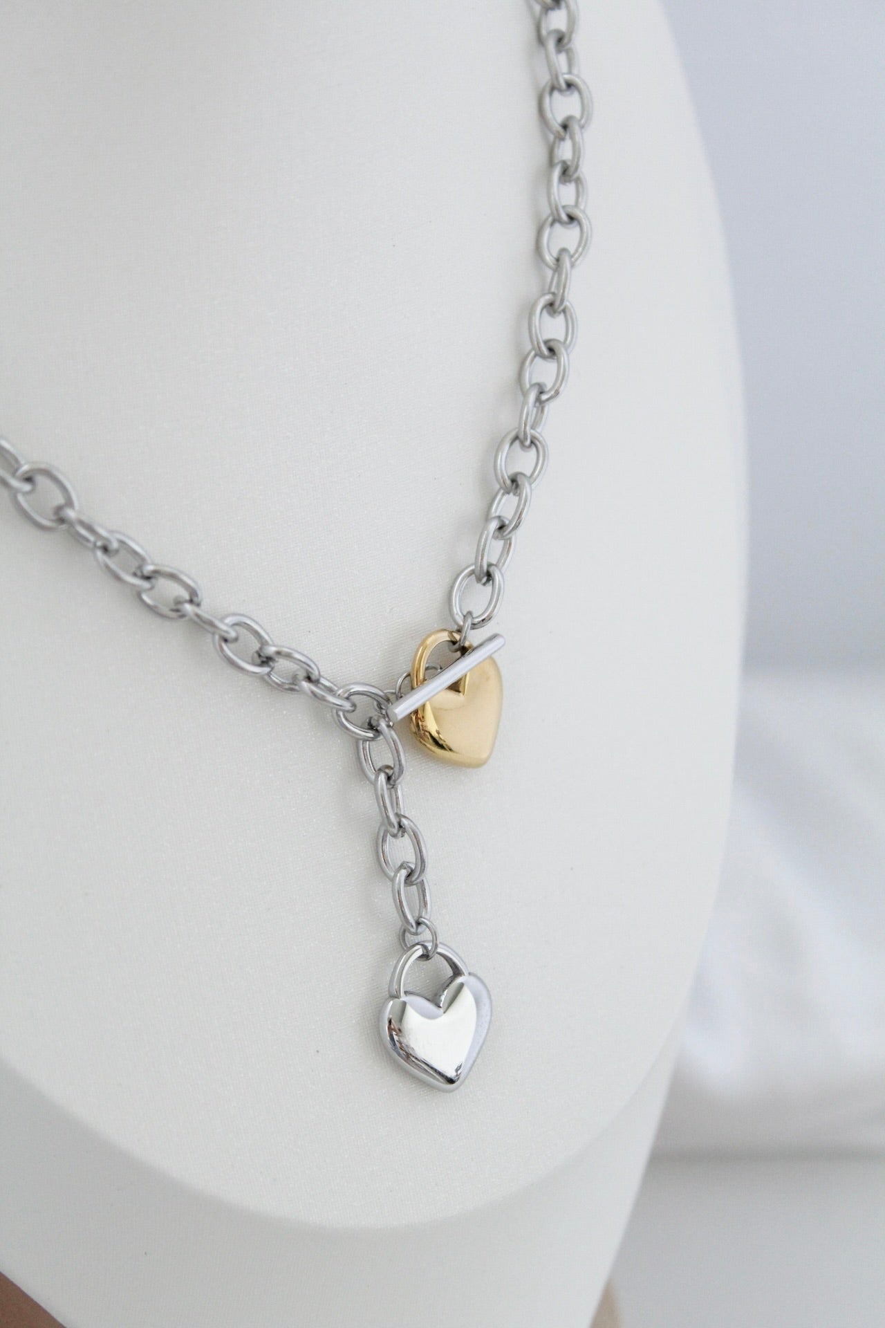 Collar dúo de corazones