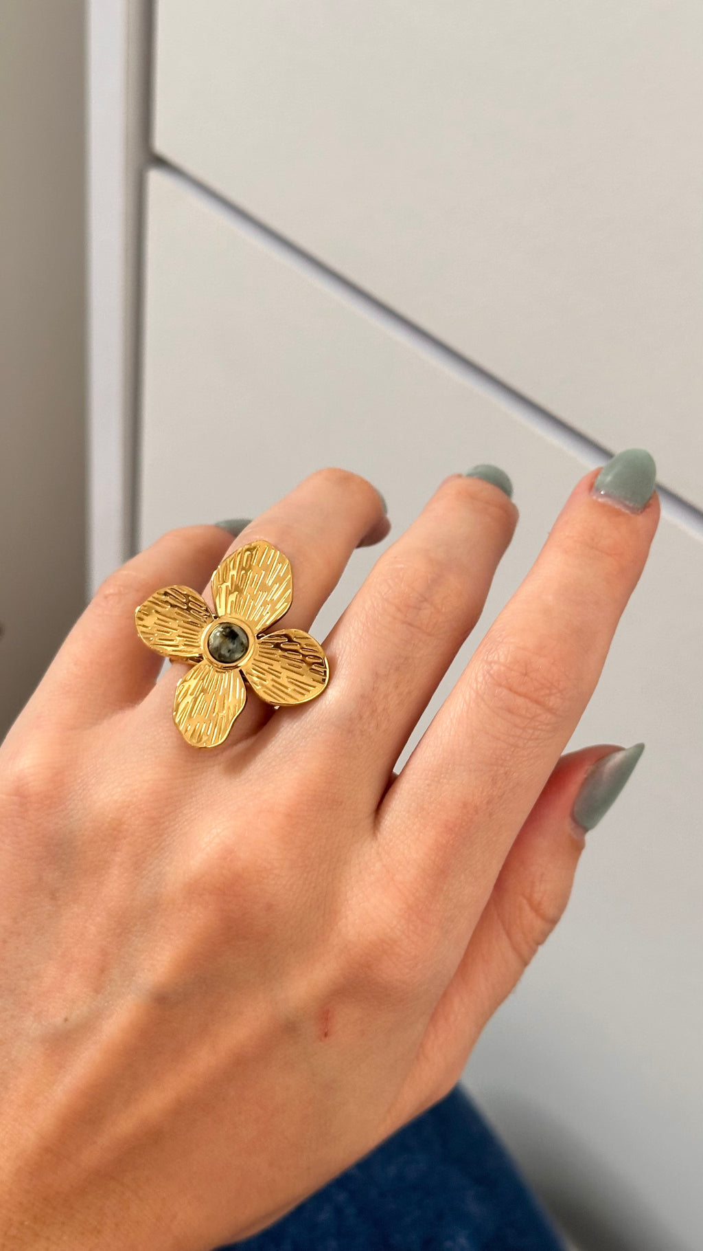 Emilia Ring