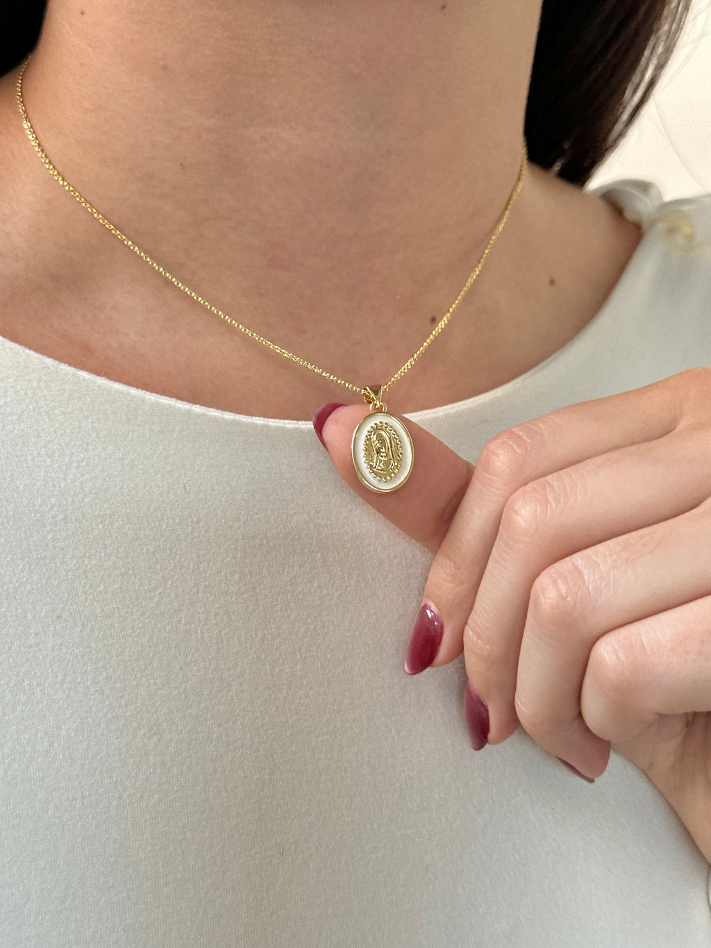 Cadenita de virgen
