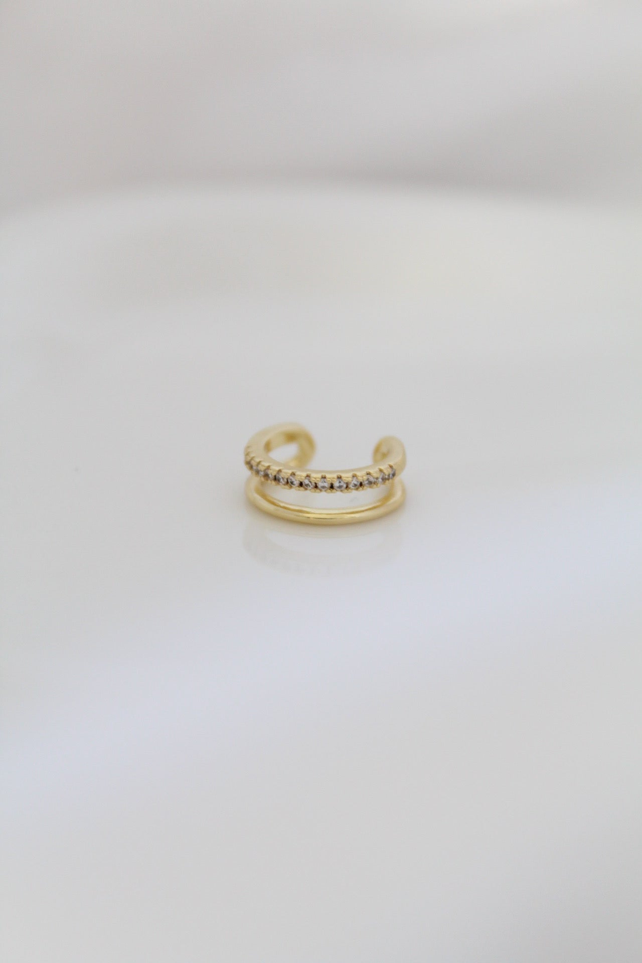 Double basic earcuff