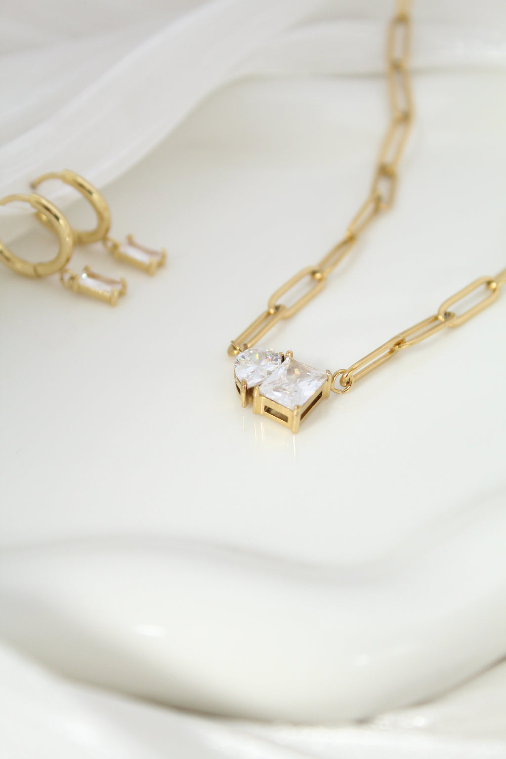 Calina necklace
