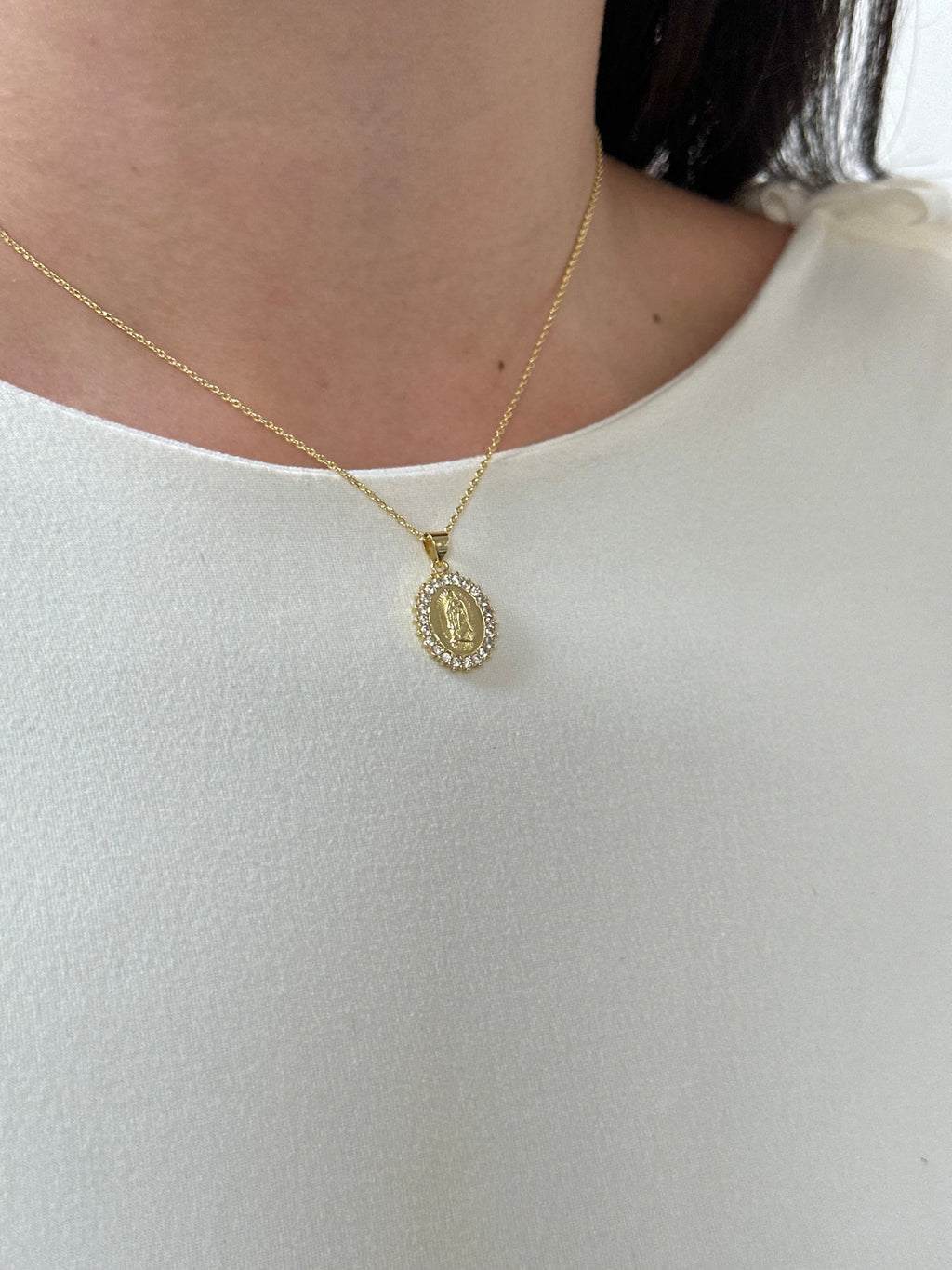 Cadenita de la virgen