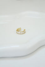 Shiny earcuff