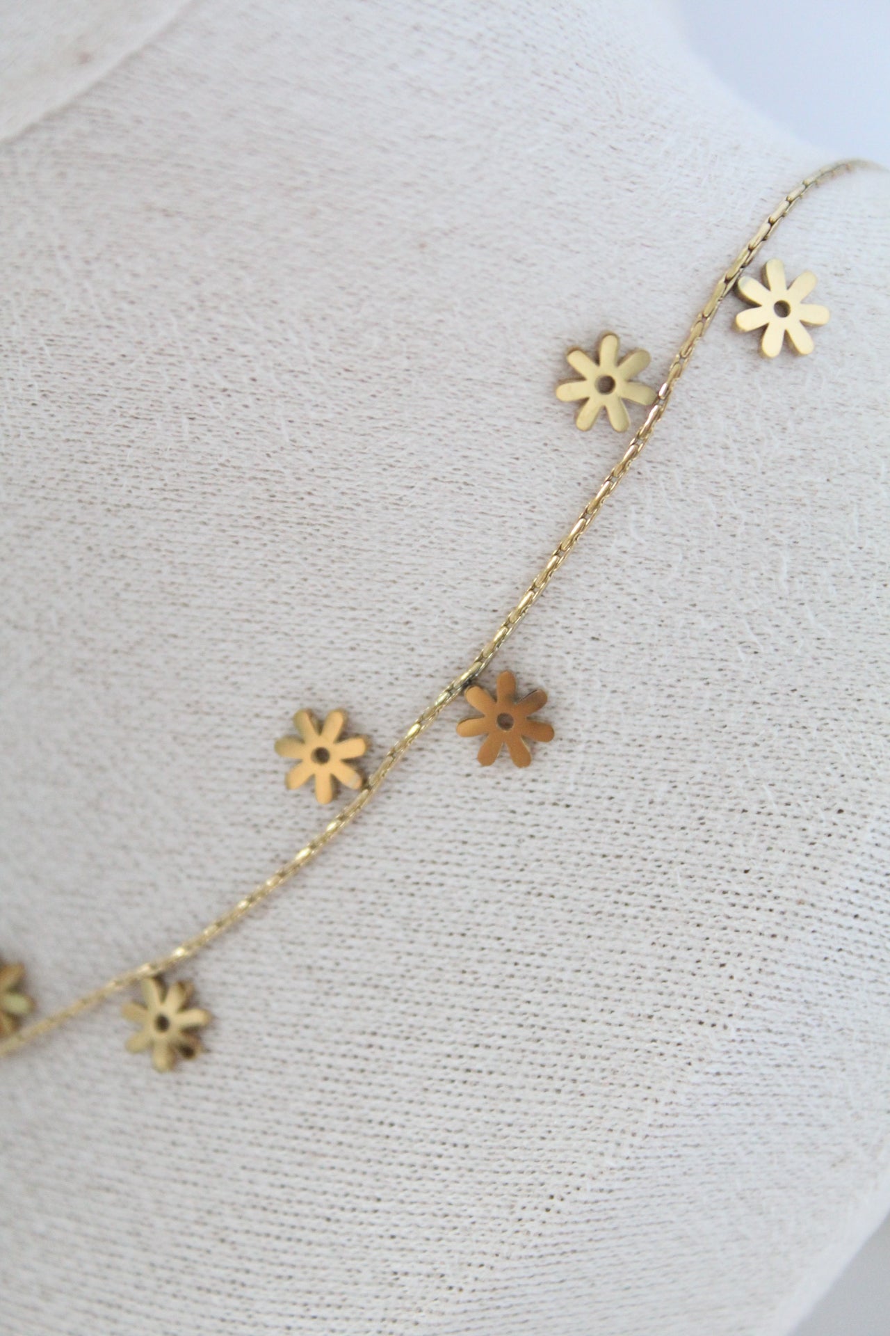 Sira necklace