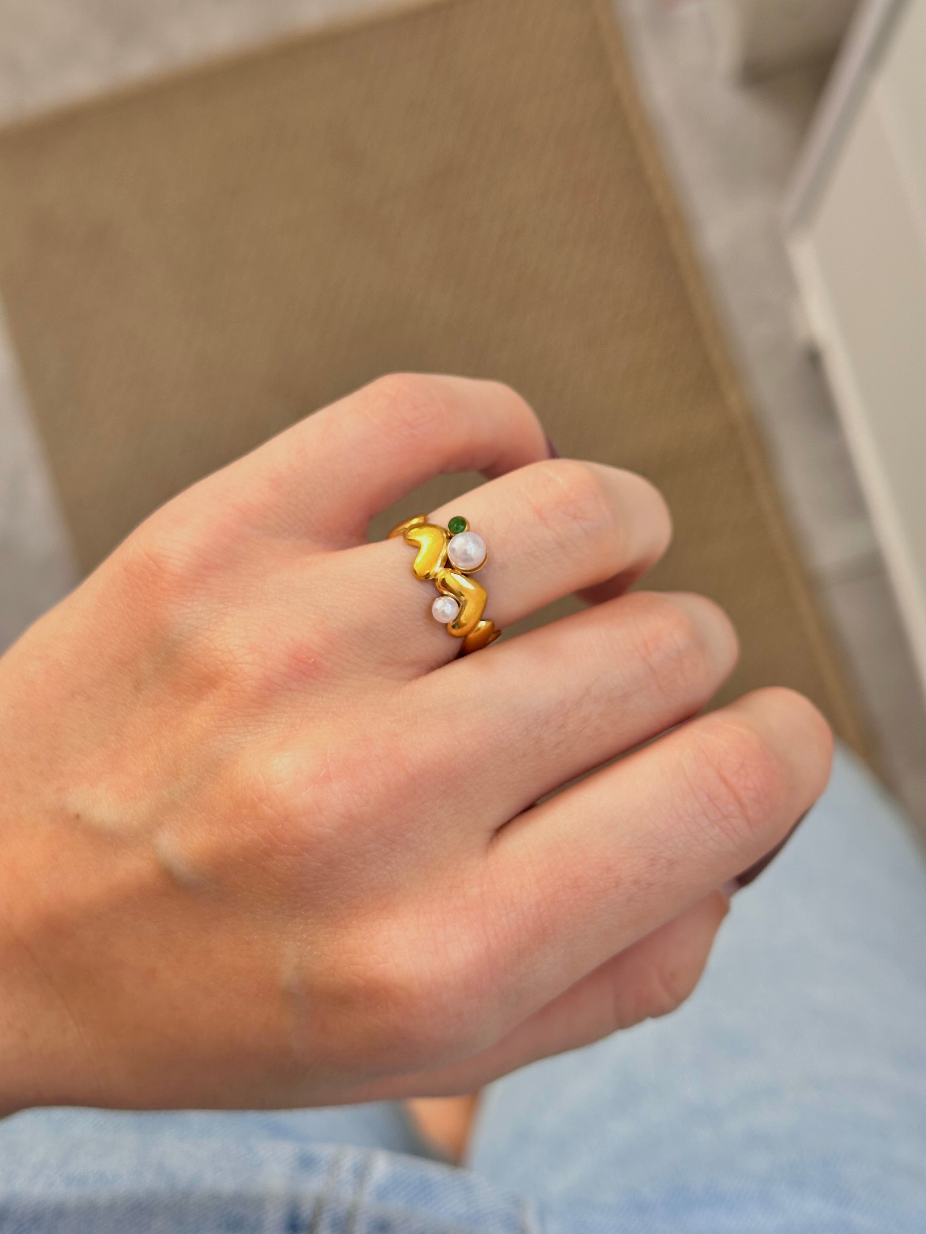 Cala ring