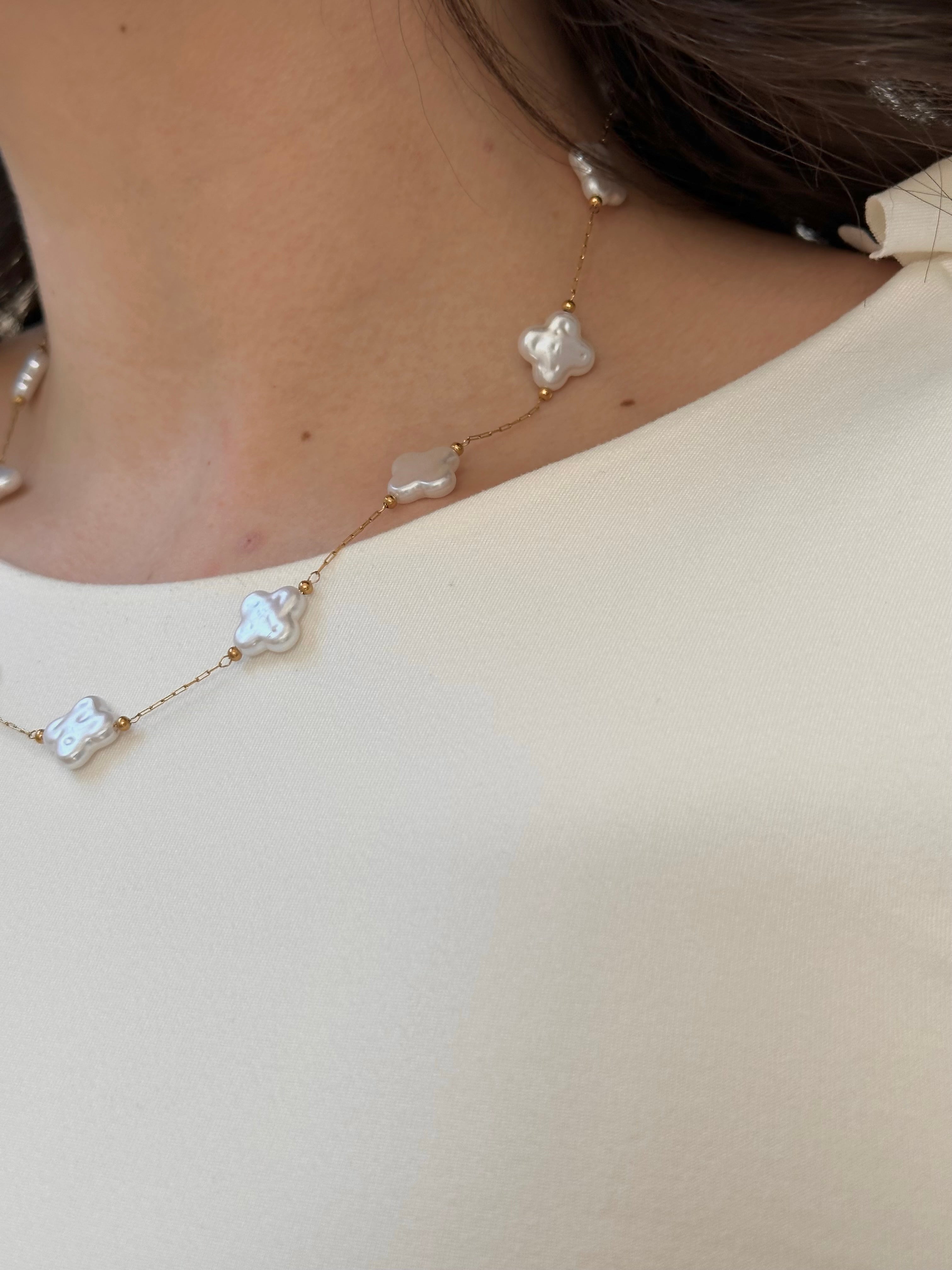 Samara choker