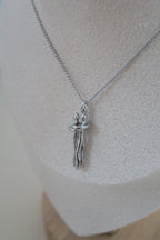 Abrazo eterno necklace