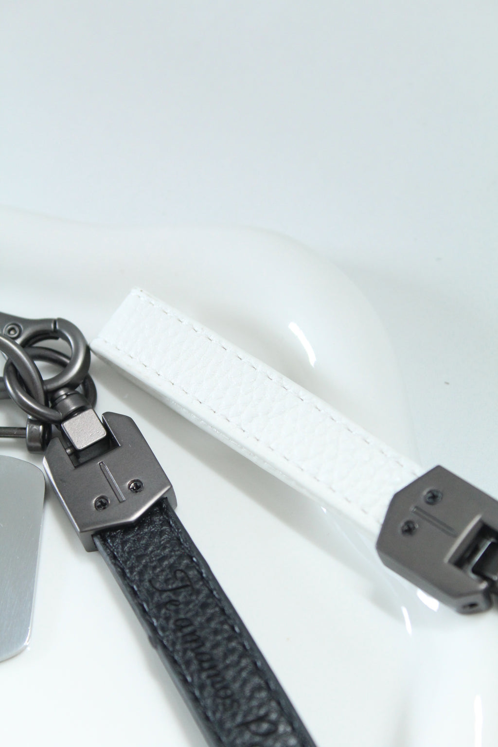 Llavero de cuero personalizable