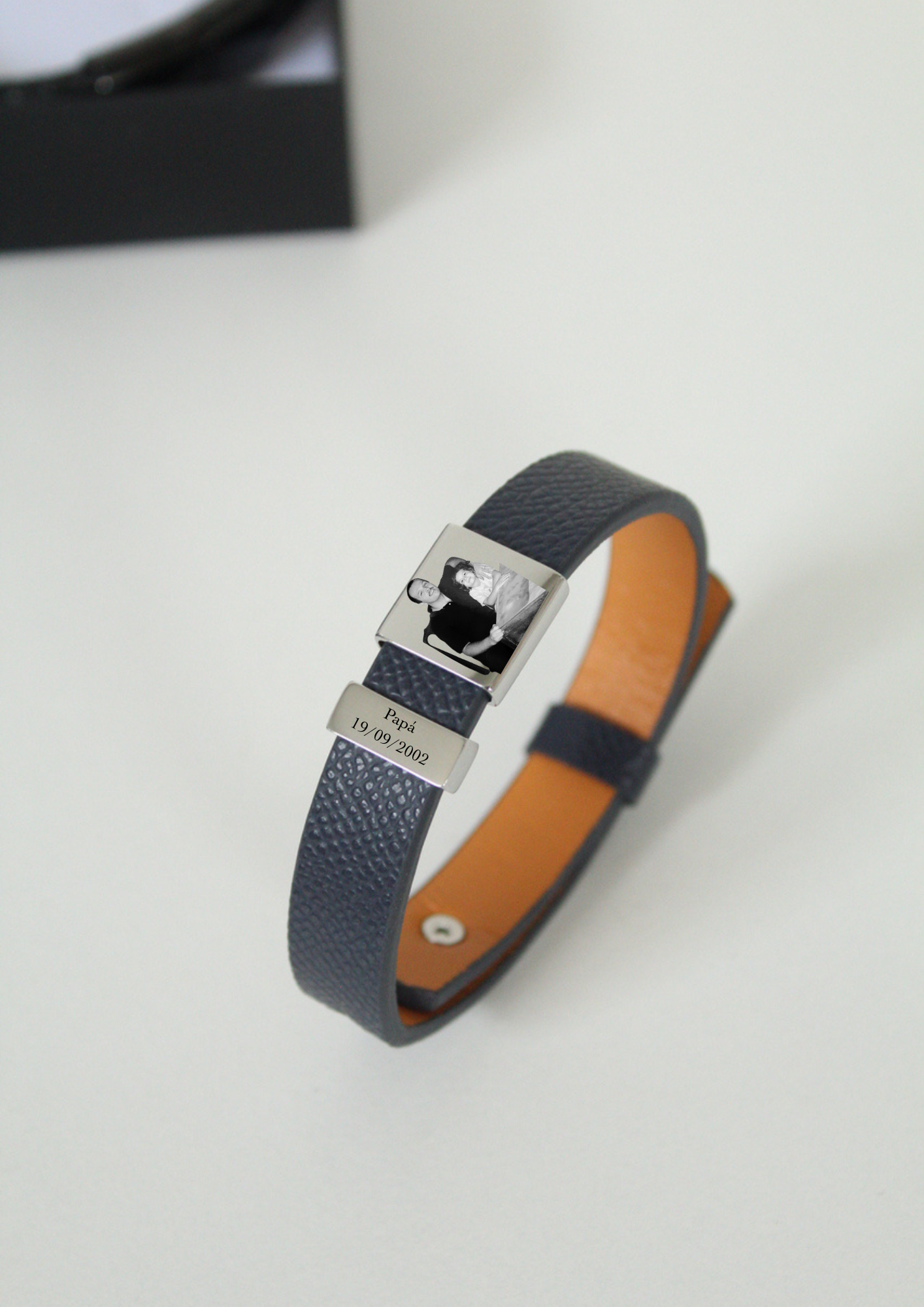 Brazalete de cuero (ajustable)