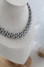 Diane chunky choker
