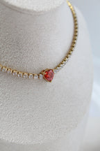 Red heart choker