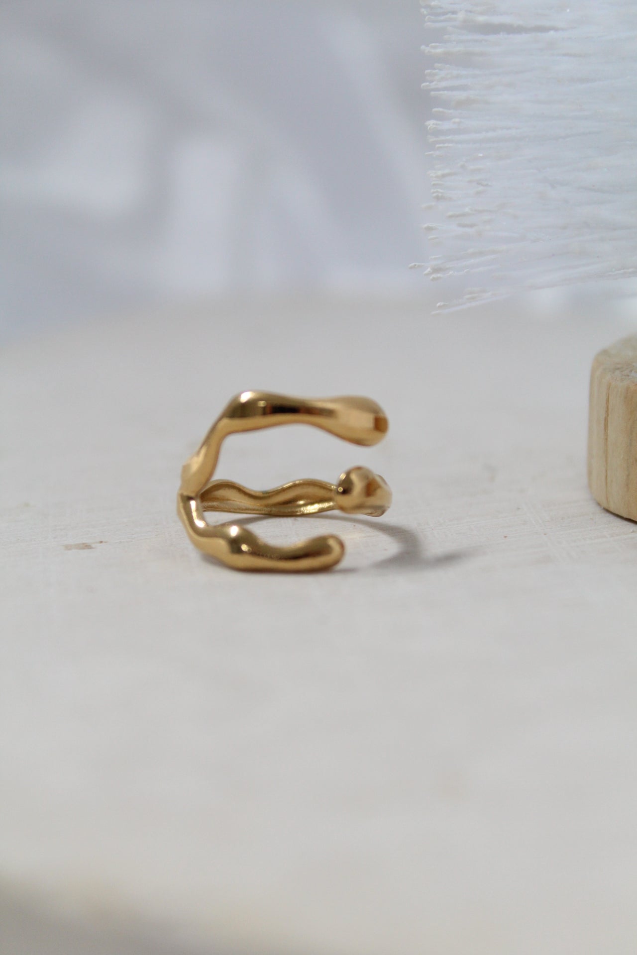 Abstract ring