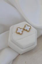 Van cleef studs
