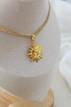 Olympia necklace