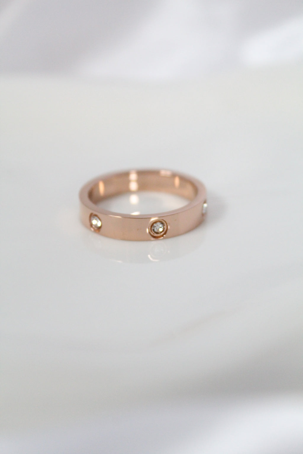 Anillo love oro rosa