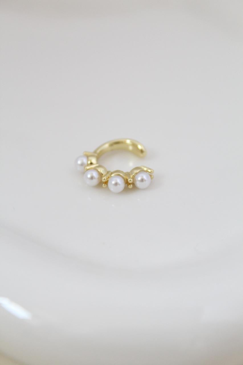 Mini perli earcuff